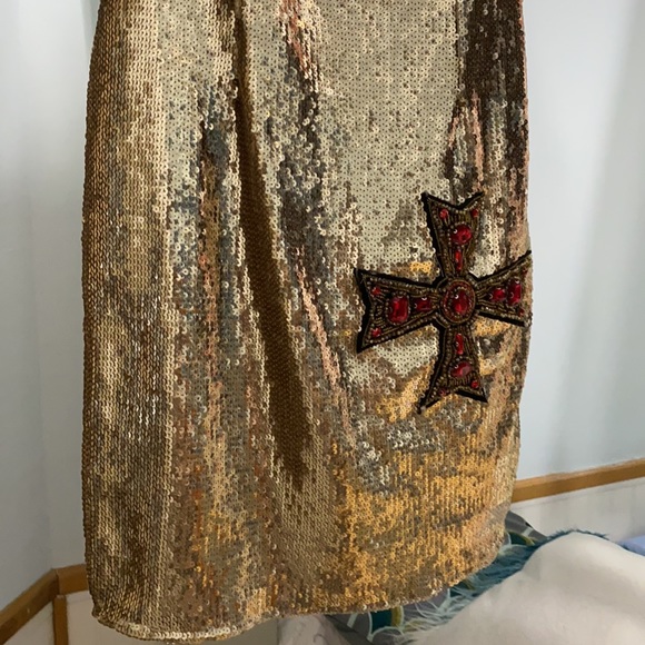 mini Kim Kardashian met gala look - Picture 2 of 6